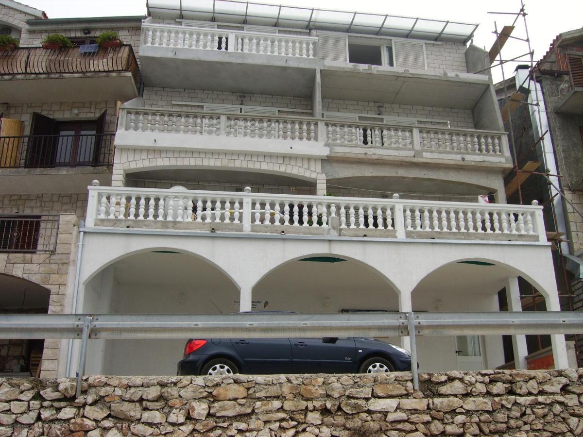 Apartments By The Sea Milna, Hvar - 12244 Екстер'єр фото