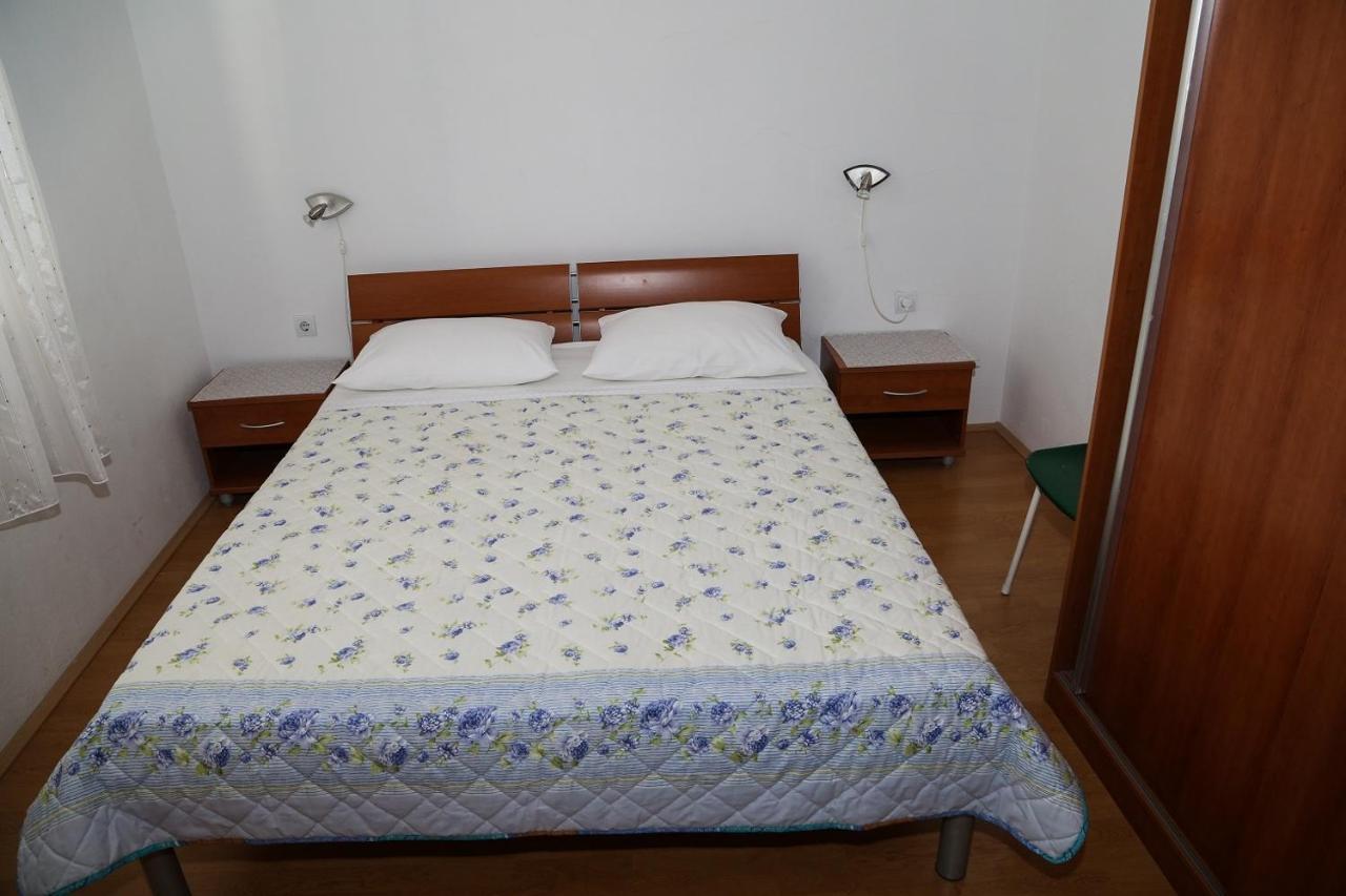 Apartments By The Sea Milna, Hvar - 12244 Екстер'єр фото